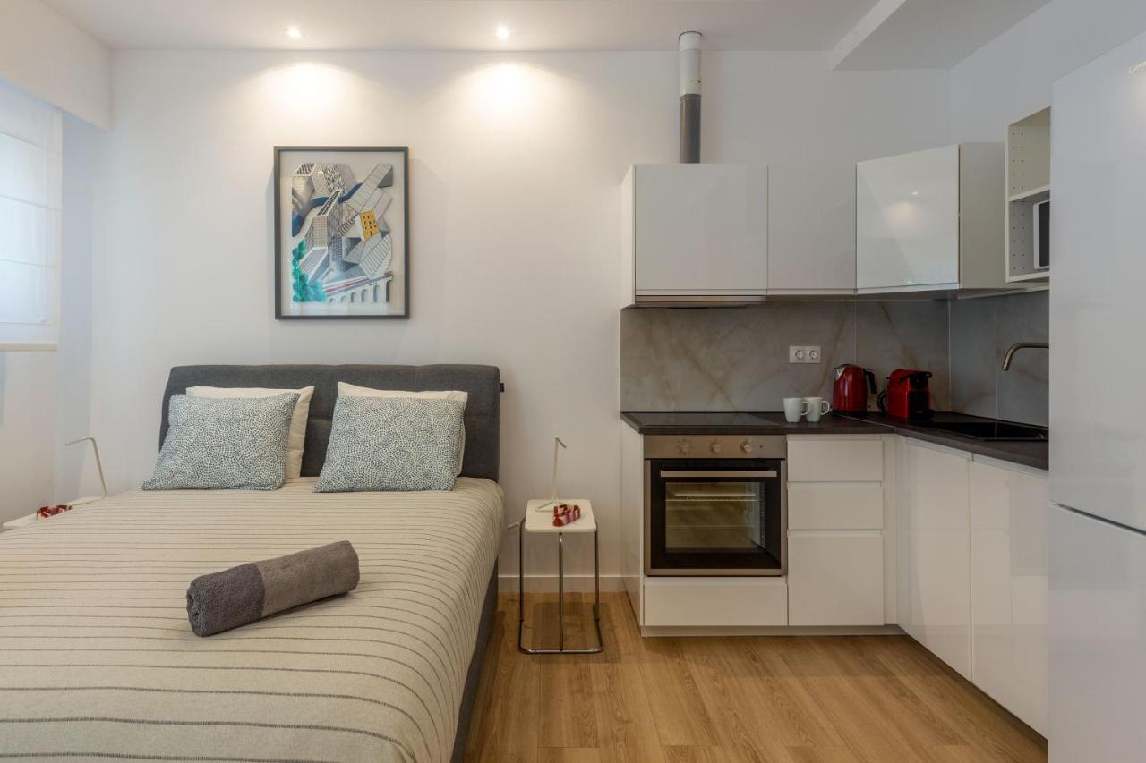 Brand New Apartment In Афіни Екстер'єр фото