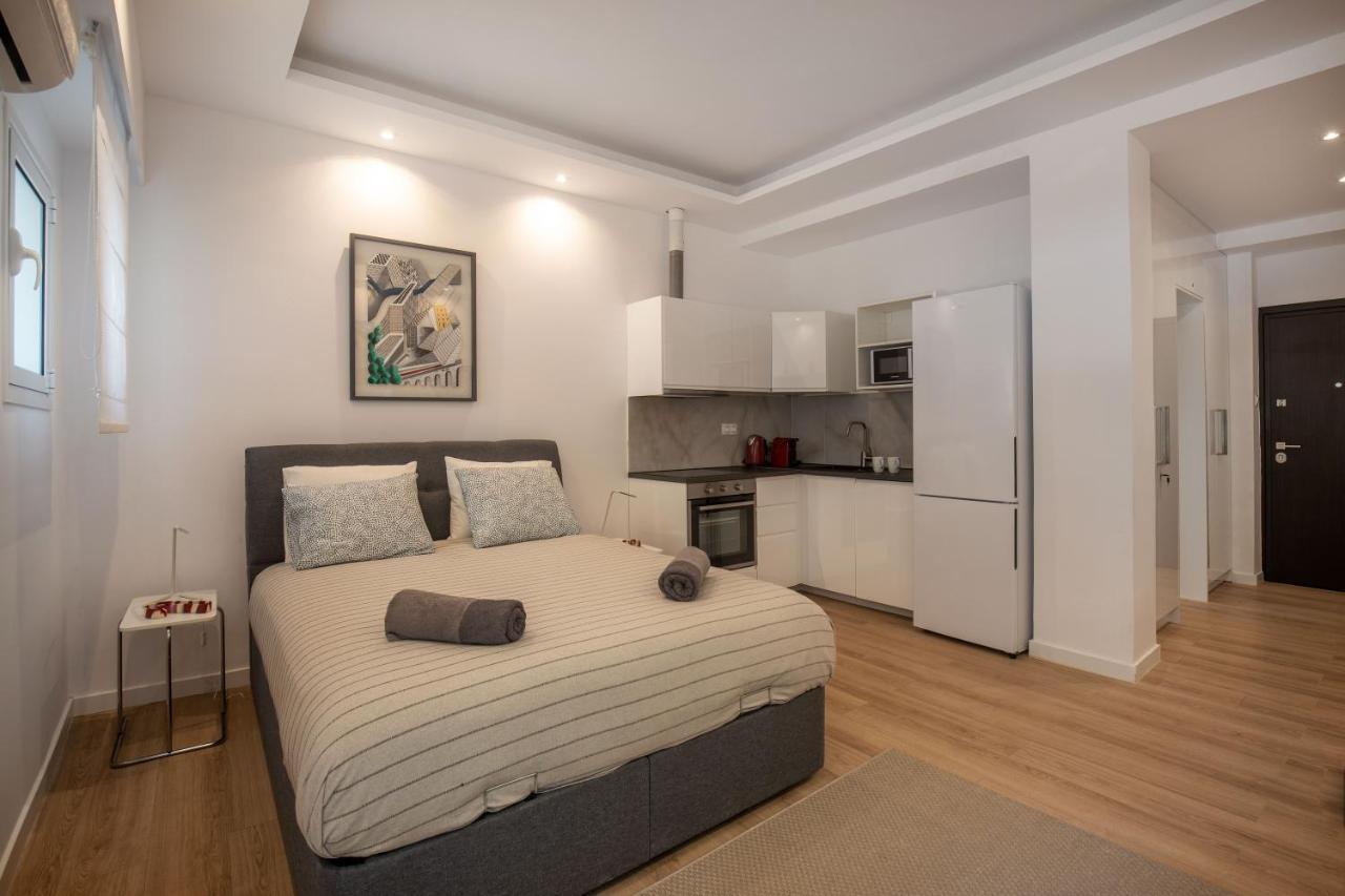 Brand New Apartment In Афіни Екстер'єр фото