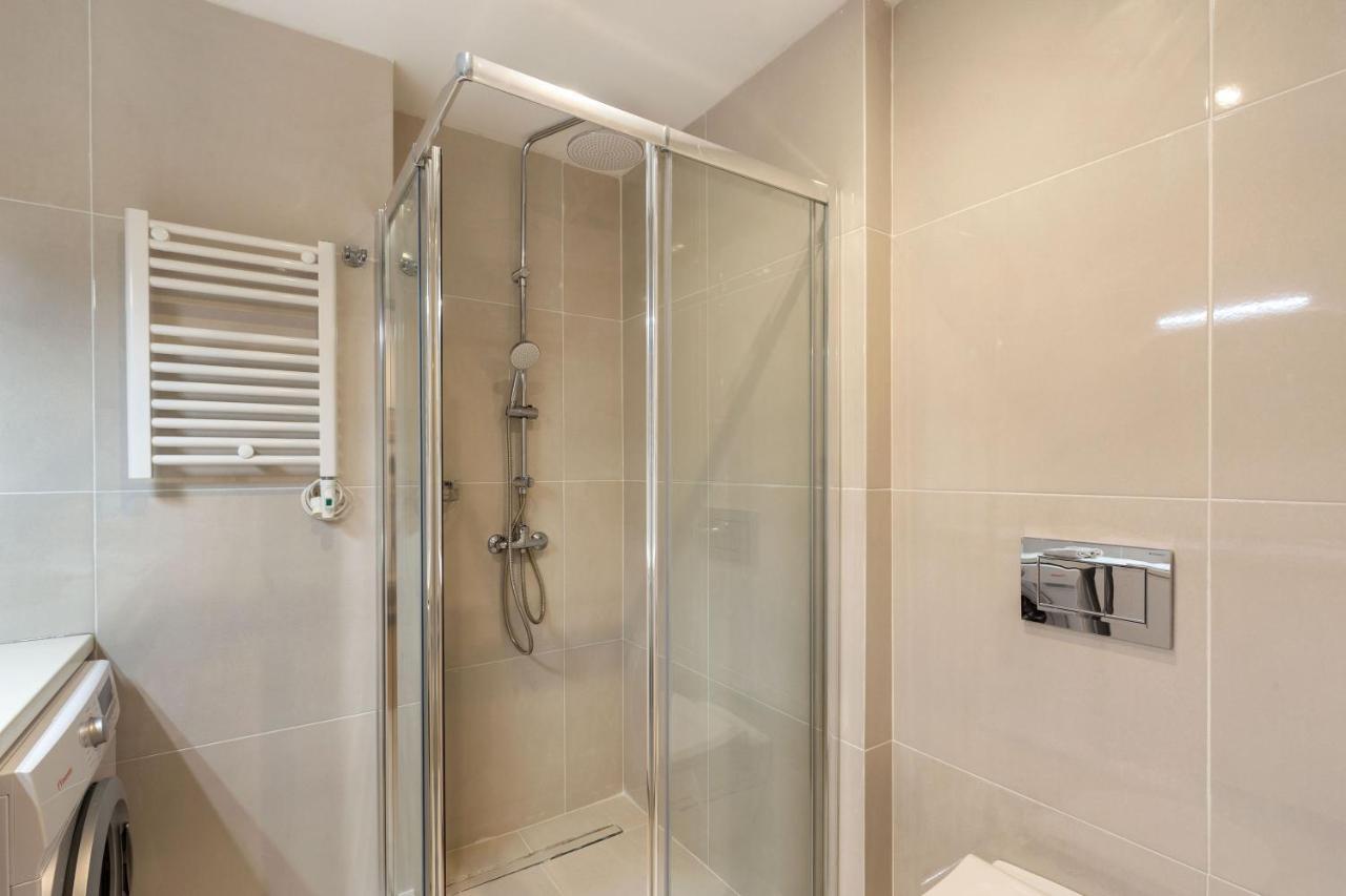 Brand New Apartment In Афіни Екстер'єр фото