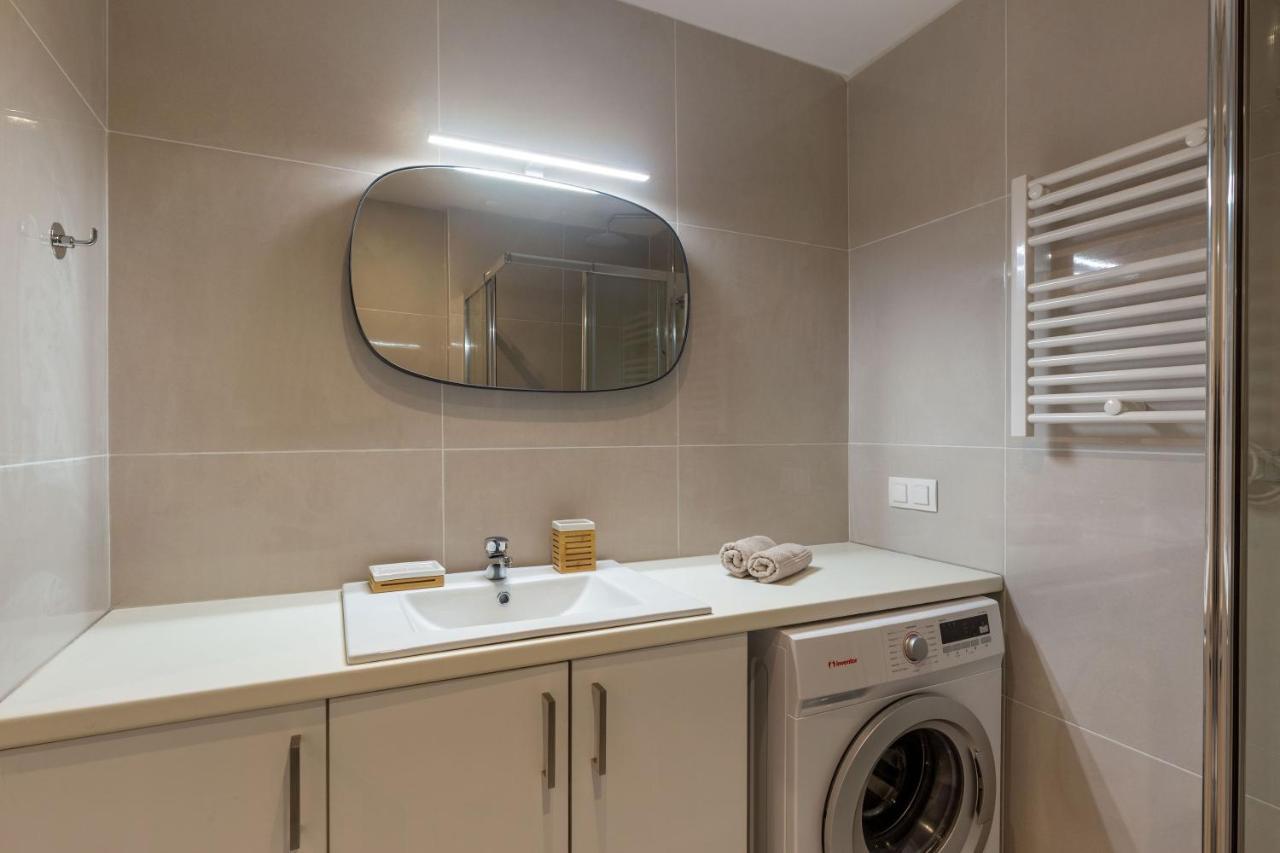 Brand New Apartment In Афіни Екстер'єр фото